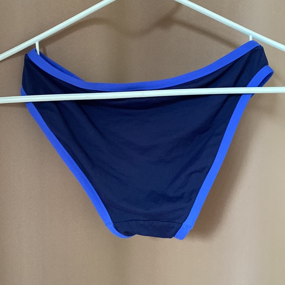 2 LLBean Bikini Bottoms size 4 - Picture 6 of 10